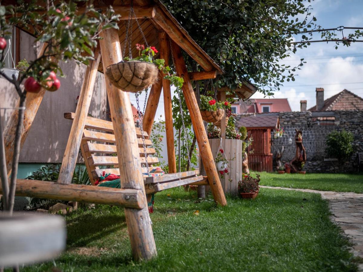 Agropensiunea Casa Nica Margineni  Eksteriør bilde
